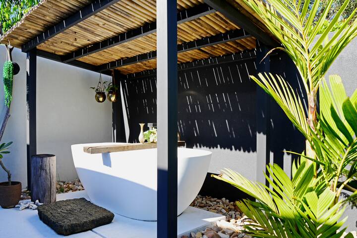 Beachside Family Holiday, Coolum Beach – Yaroomba gallery image 2