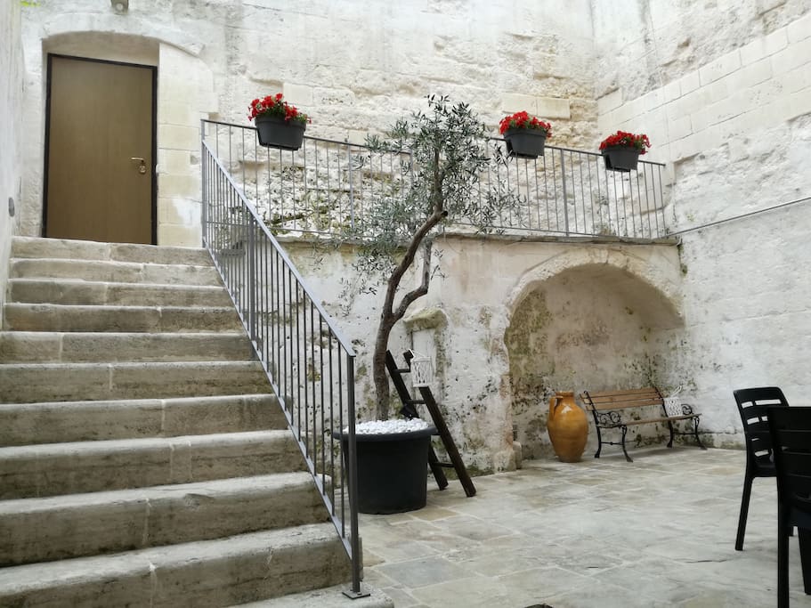 Corte esterna privata
