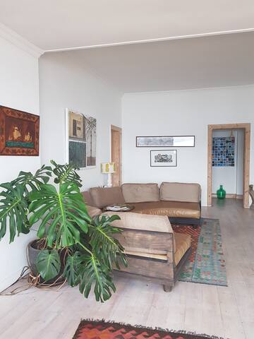 Boho Beachhouse with tidal pool in Kalk Bay gallery image 2