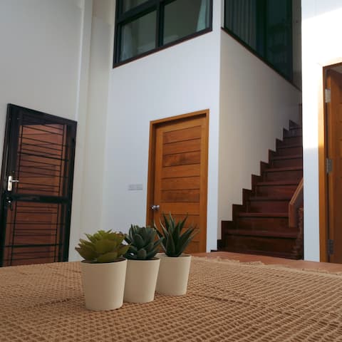 Baan586 Rajadamnern area 3 bedRooms Central BKK