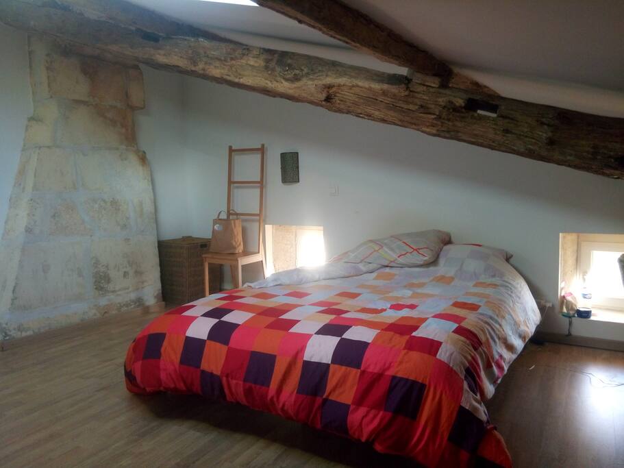 Chambre à l'étage.
