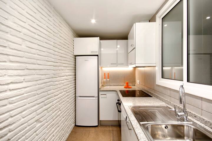 Mercedes Heritage – Family Apartment Barcelona gallery image 4