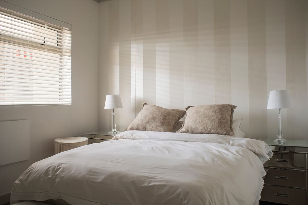 Bedroom with double bed