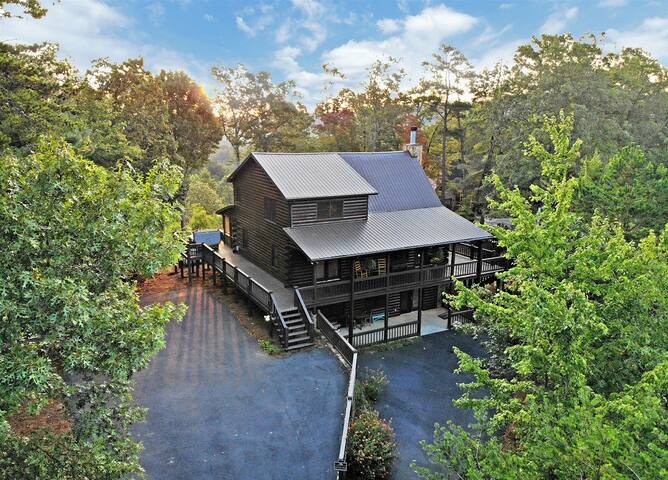 Dew Drop Inn Great View Hot Tub Wifi Pet Friendly Minutes To