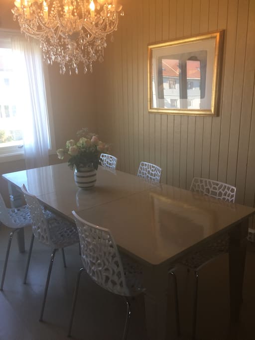 Spisebord