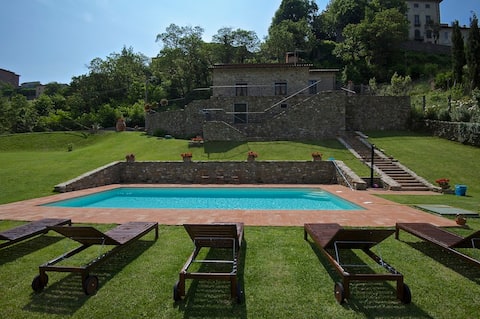 Le mura de 'Medici, luxury Villa