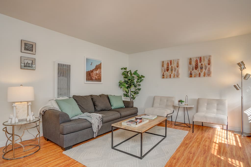 2 Bedroom Apartments For Rent In West Los Angeles