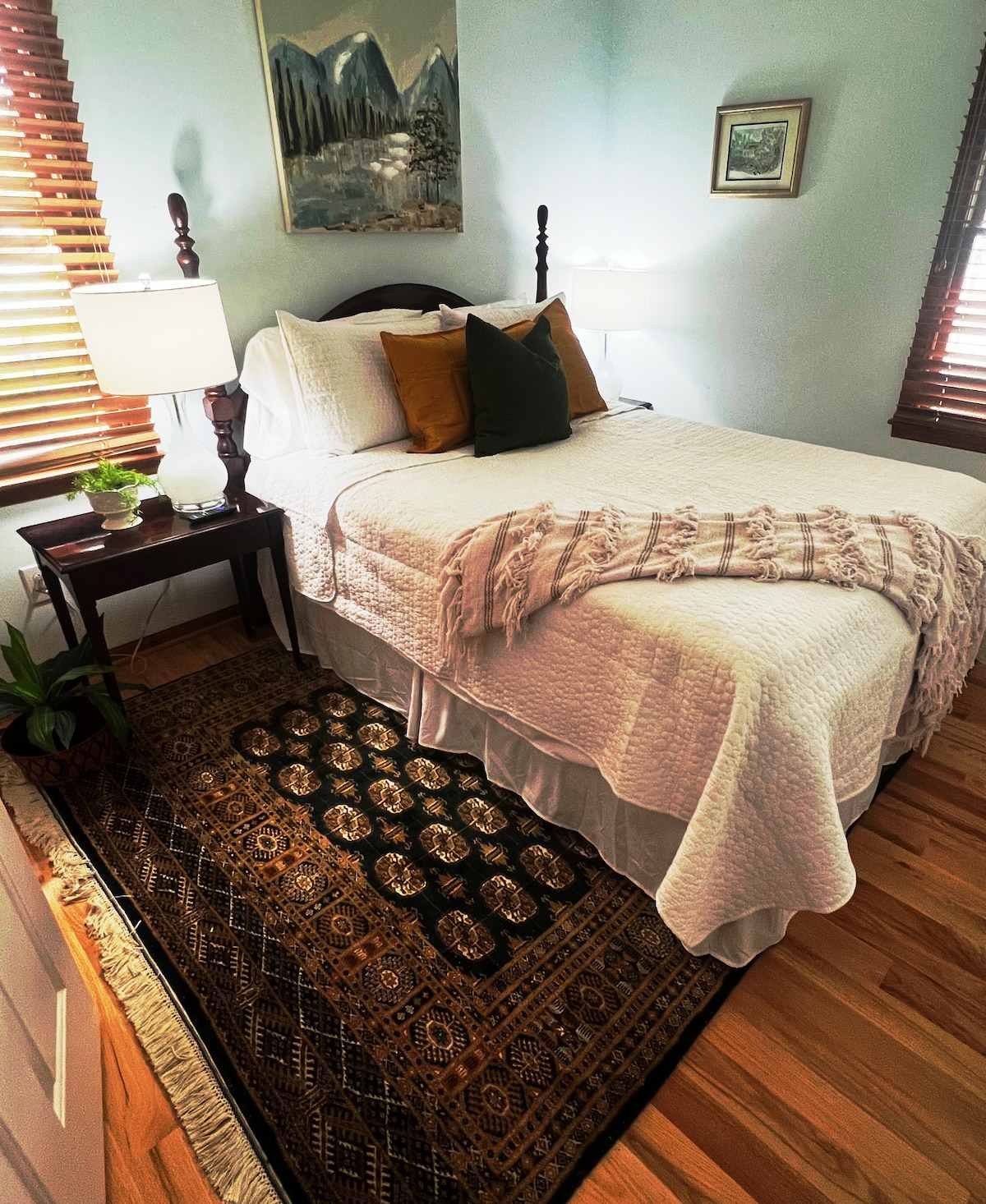 Chumba cha wageni w/kitanda cha malkia. 