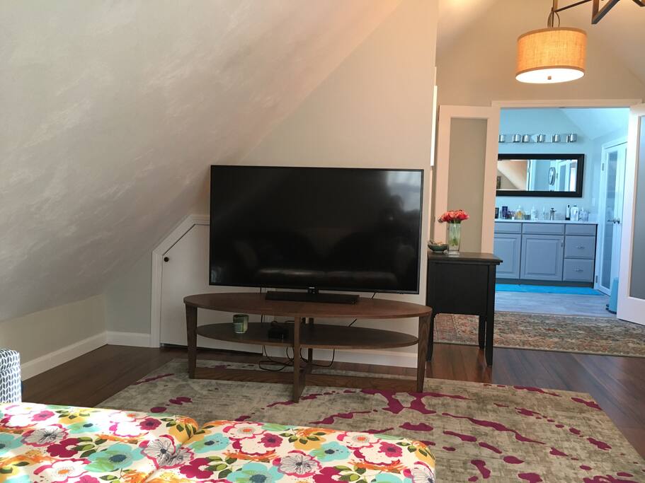 UHD 50” HDTV with Amazon Prime, Netflix and Apple TV 4K