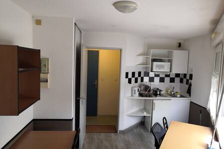 en face gare routière de oui bus,confort pratiqu