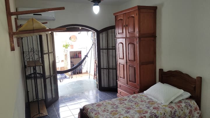 غرفة النوم 2