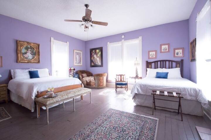 Munzesheimer Manor German B&B