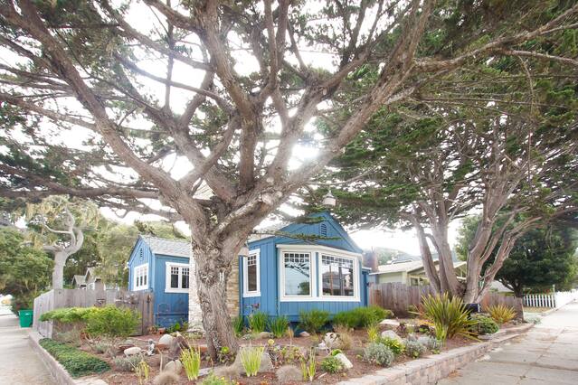 Airbnb Carmel By The Sea Vacation Rentals Places To Stay