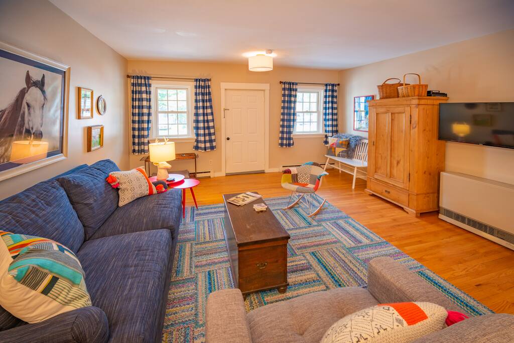 Living room looking back toward front door