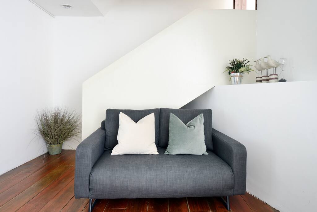 Andrew (Review) "More like a boutique hotel! Very comfortable stay - and highly recommended if you are looking for good value."