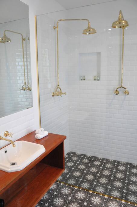Ensuite with double shower