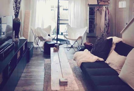 Urban Upcycled Private Pad—BED/BATH/GATED/POOL