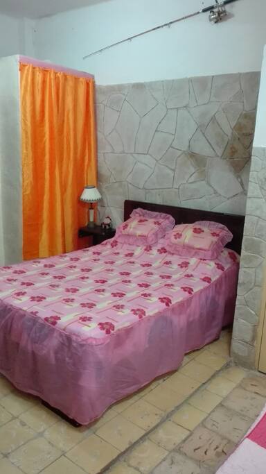 1. Schlafzimmer
