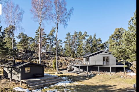 Beautiful house in archipelago 45 mins from City