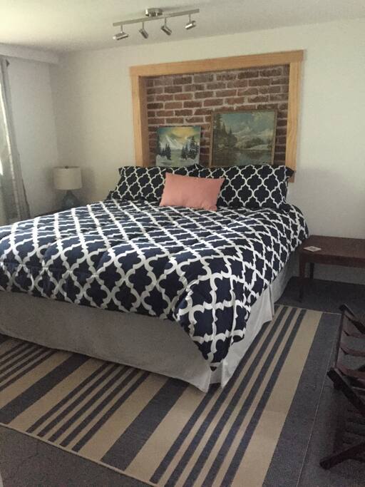 The Brick Window Room with king size bed and Mountain View’s.
