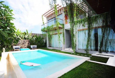 Private Villas 8 BR Near Beach & Wedding Venue