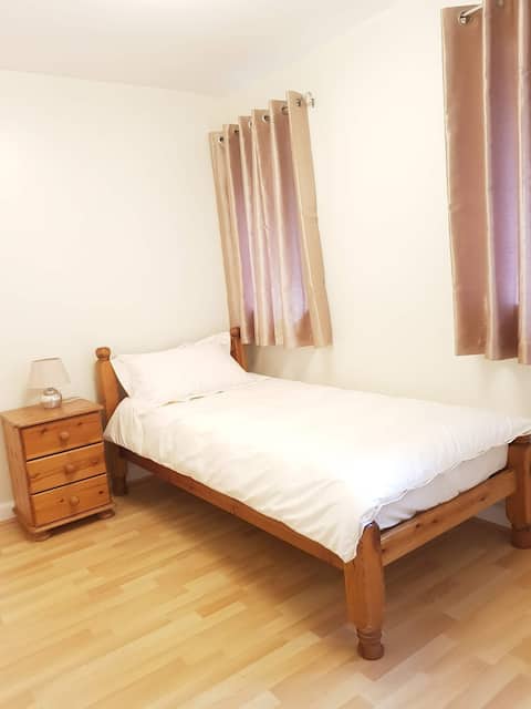 Single private room -In the heart of Oxford