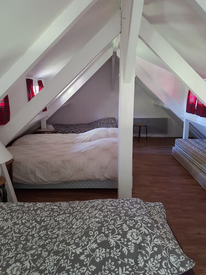 საძინებელი 1