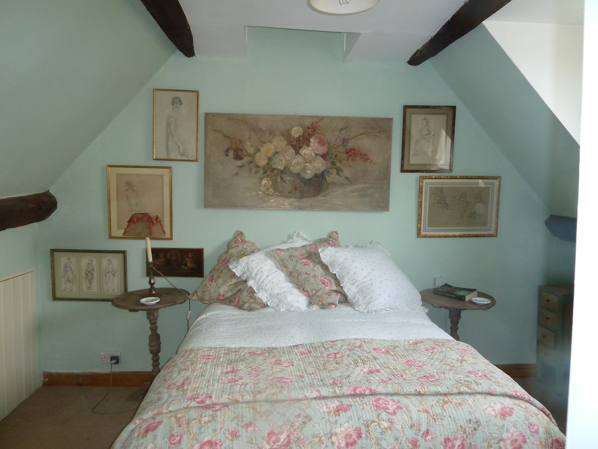 غرفة النوم 2