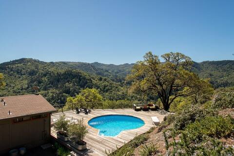 Mountaintop open home living-pool, hot tub, views!