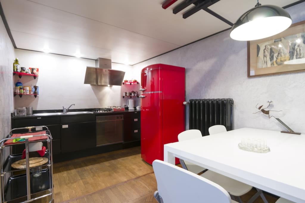 Sala-cucina \ living-kitchen.