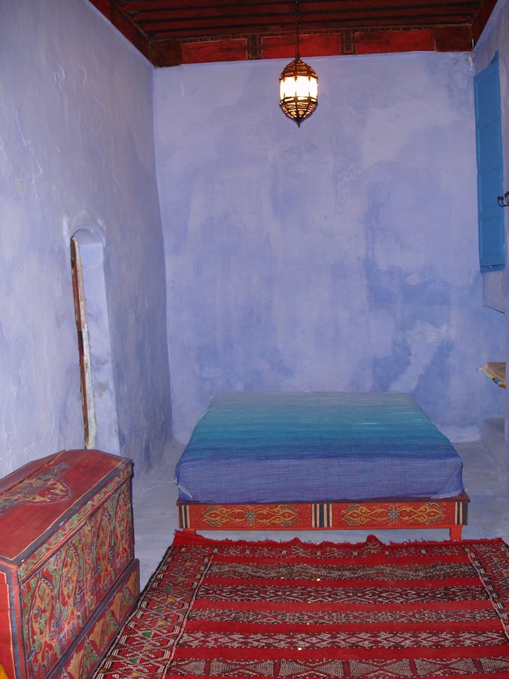 غرفة لـ 4 أشخاص