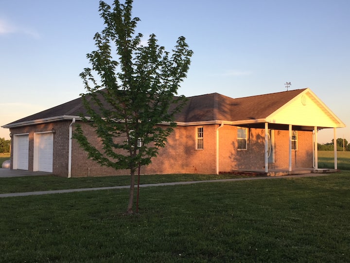 Carthage Vacation Rentals & Homes Missouri, United States Airbnb