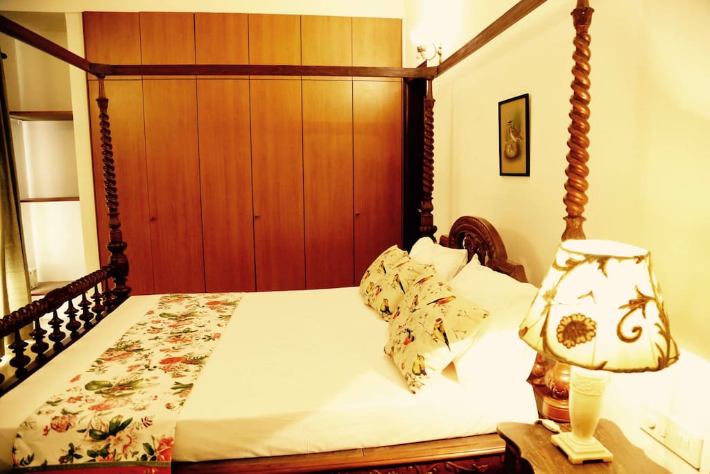 Sonchampa's Kolkata Bed