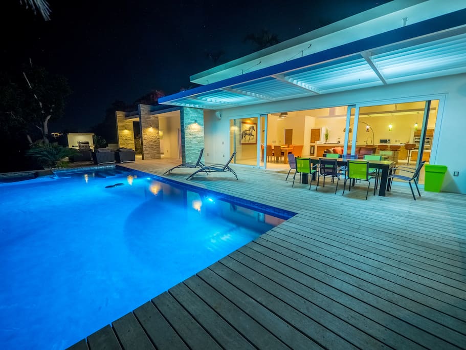 pool with led