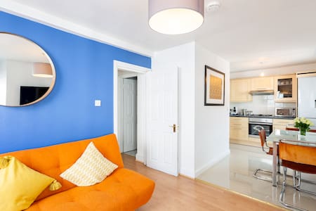 HEART OF SHOREDITCH STUNNING 1 BED APARTMENT