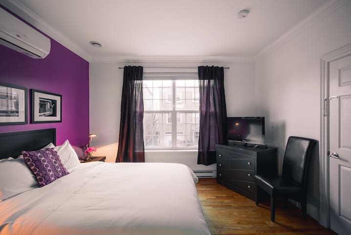 ★Downtown Queen PrivateRoom@Signal Hill Brownstone