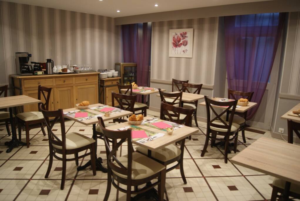 salle de petit déjeuner
