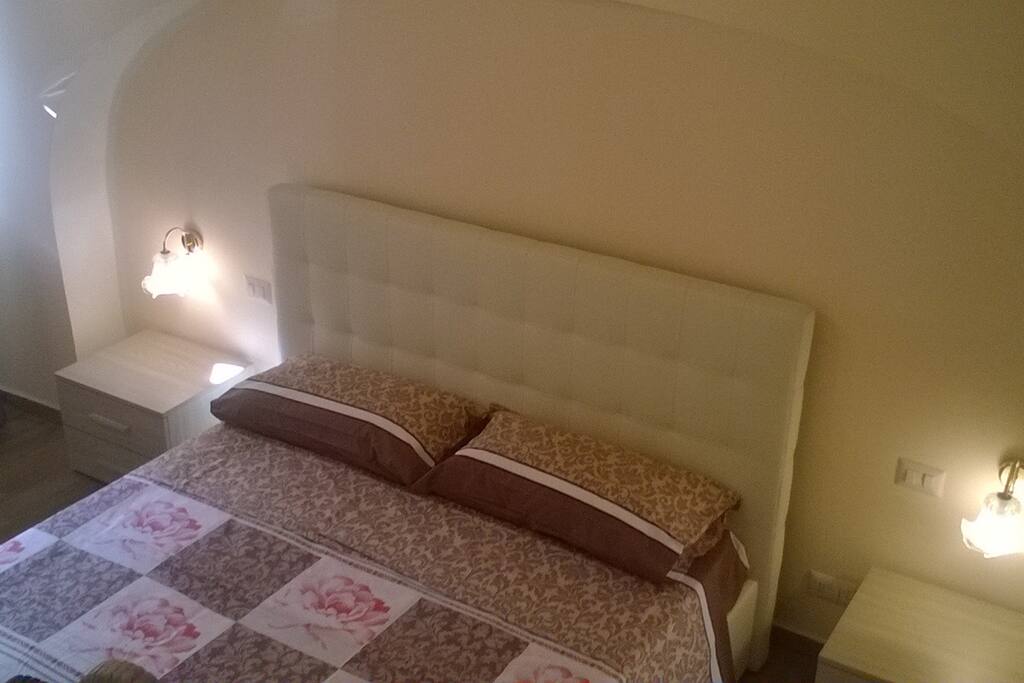 camera matrimoniale con tv led, clima,
