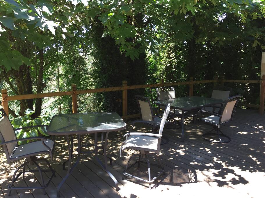 Private Deck