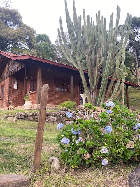 Imóvel de sucesso: Castorzinho Cottage/3 Orelhas Brewery em Gonçalves