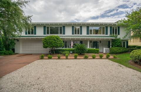 Life Is Bliss Cottage - Oceanfront / Heated Pool