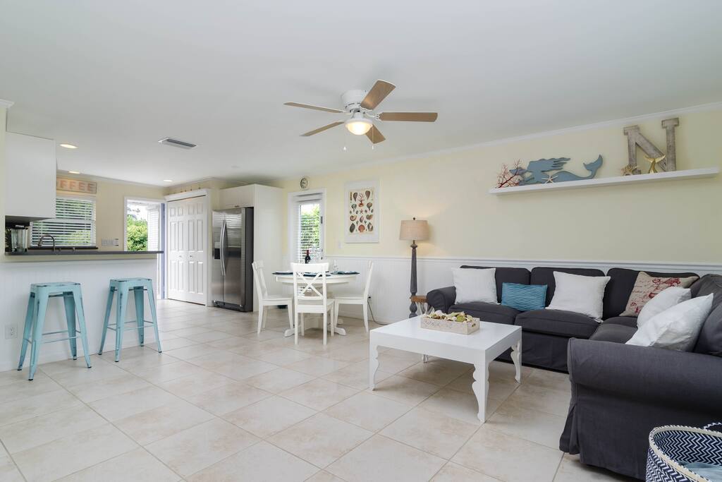Dinning Room / Living Room