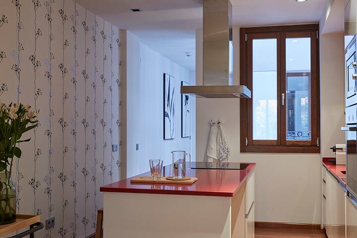 60 Balconies Design 2D + 2B gallery image 3