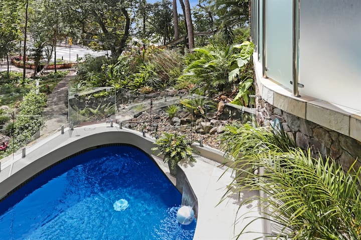 Little Cove Court – Apartment 4