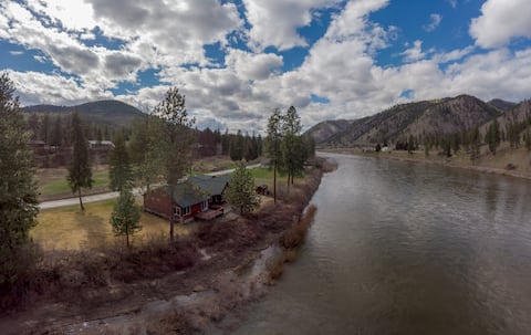 Cabin on the Clark Fork