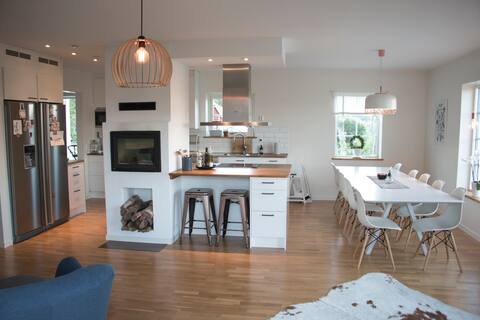 Beautiful Swedish House in Uppsala by a Lake