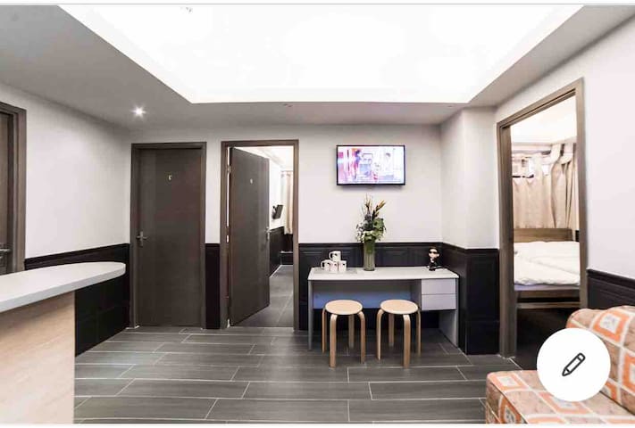 BigGroup 8-11pax (4BR+4T/B) 整套公寓 4套房 8-11人 gallery image 3