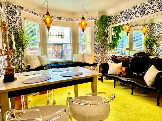 Gorgeous Artist’s 4br Victorian w/Patio in SOMA