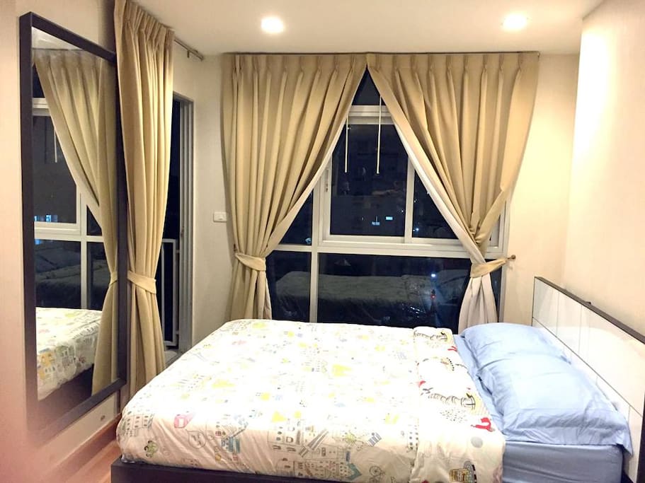 queen size bed