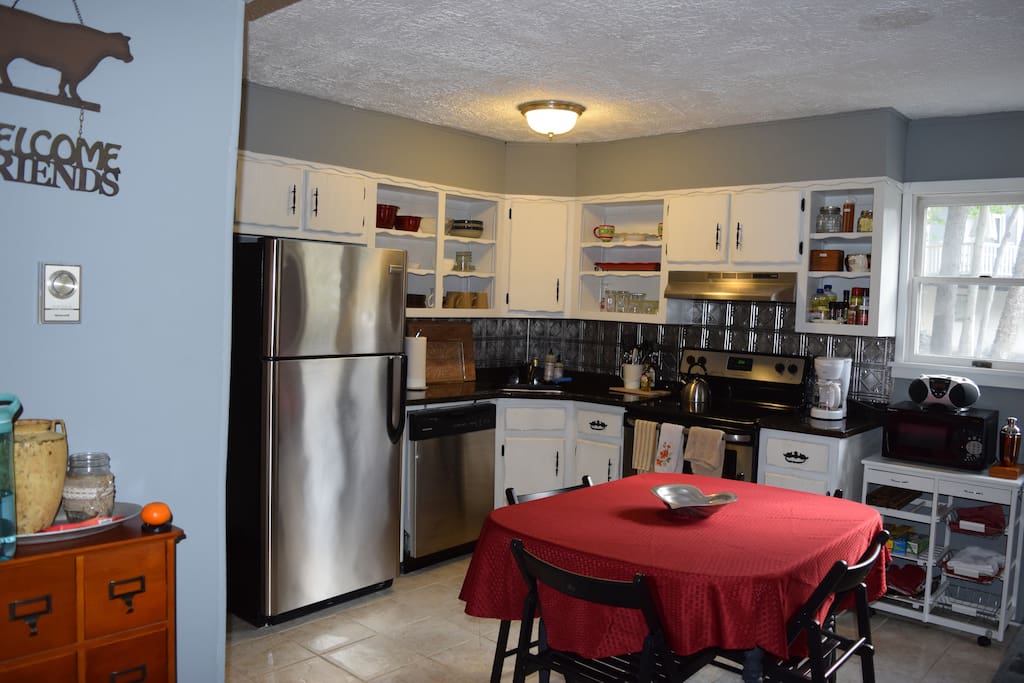 Kitchen with all you need! Pots, pans, spices, coffee, tea